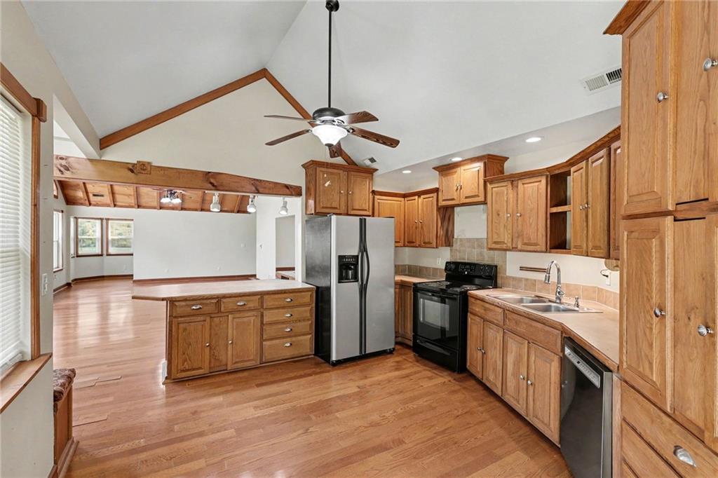 322 Riverfront Road Property Photo 11