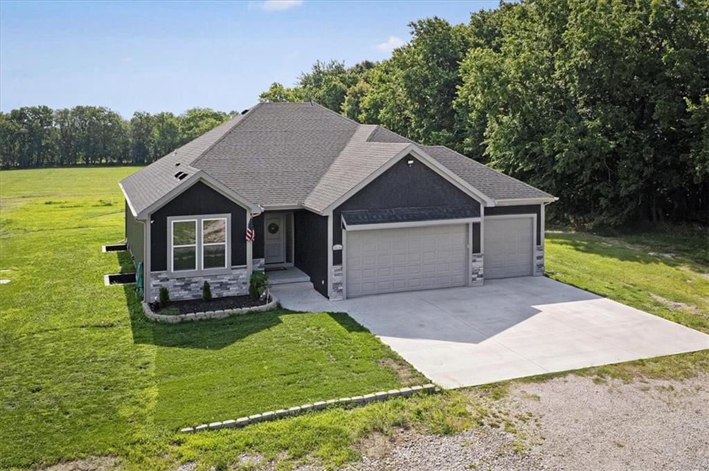 20196 207th Street Property Photo 1