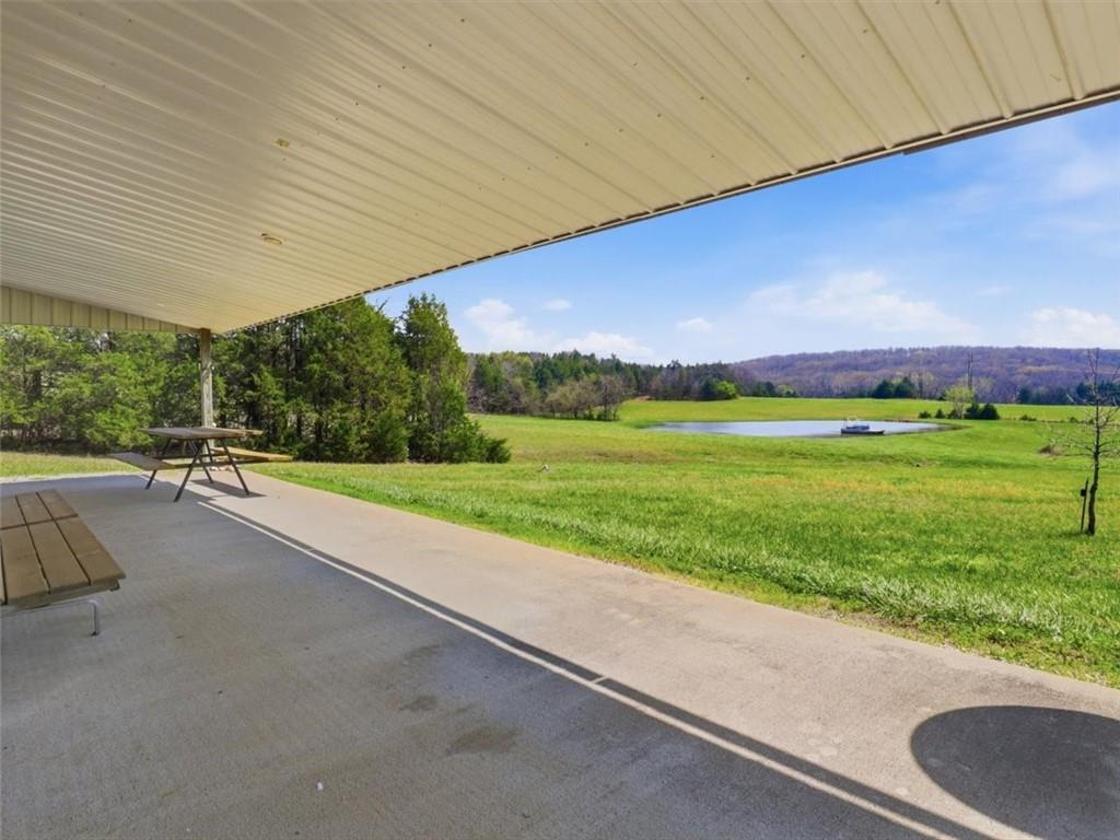 21756 Flippin Road Property Photo 5