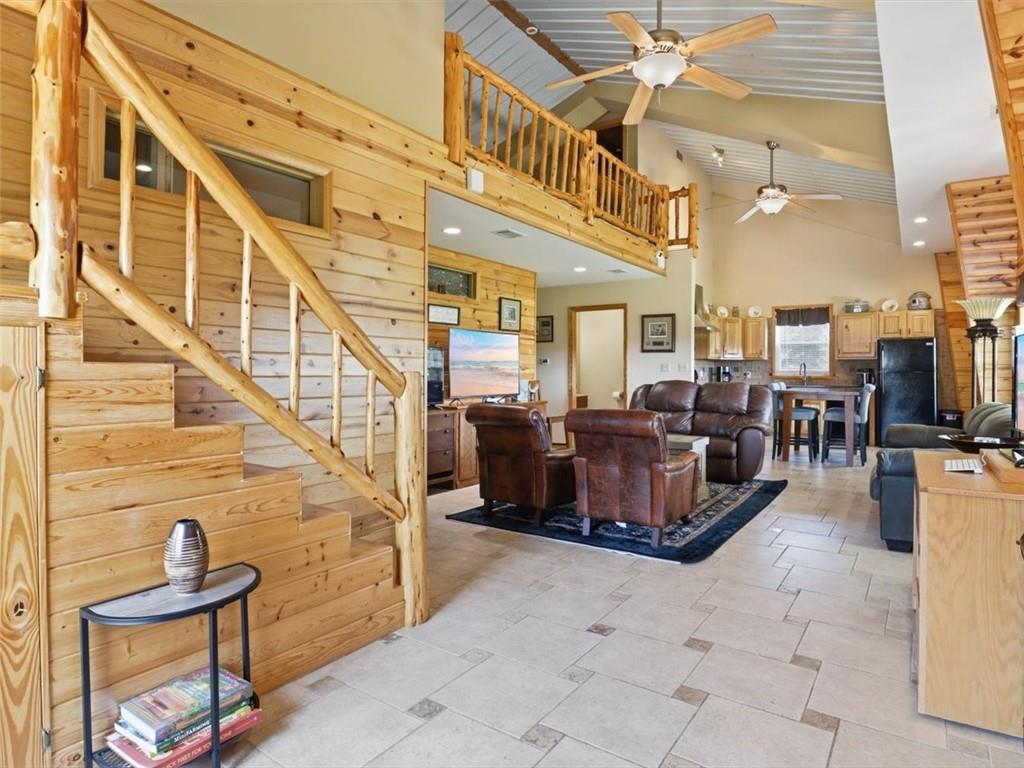 21756 Flippin Road Property Photo 6