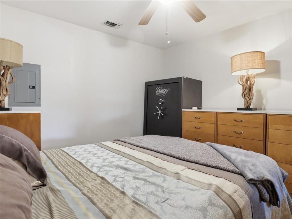21756 Flippin Road Property Photo 15