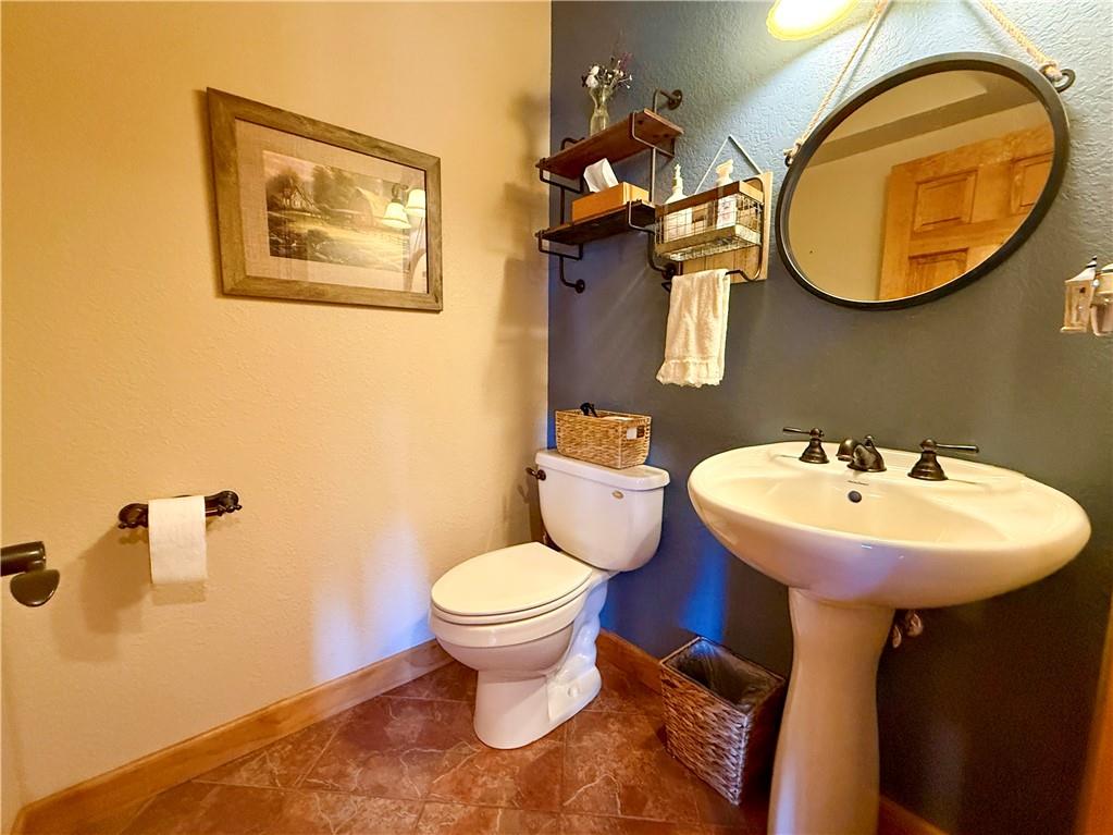 2163 E 500 Road Property Photo 46