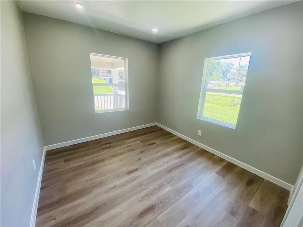 3208 Rowland Avenue Property Photo 6