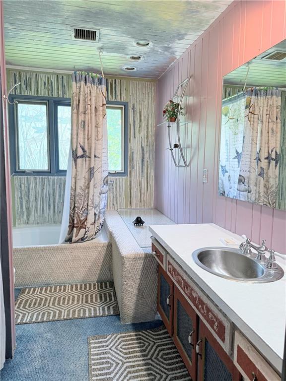3907 Ne Beach Road Property Photo 20