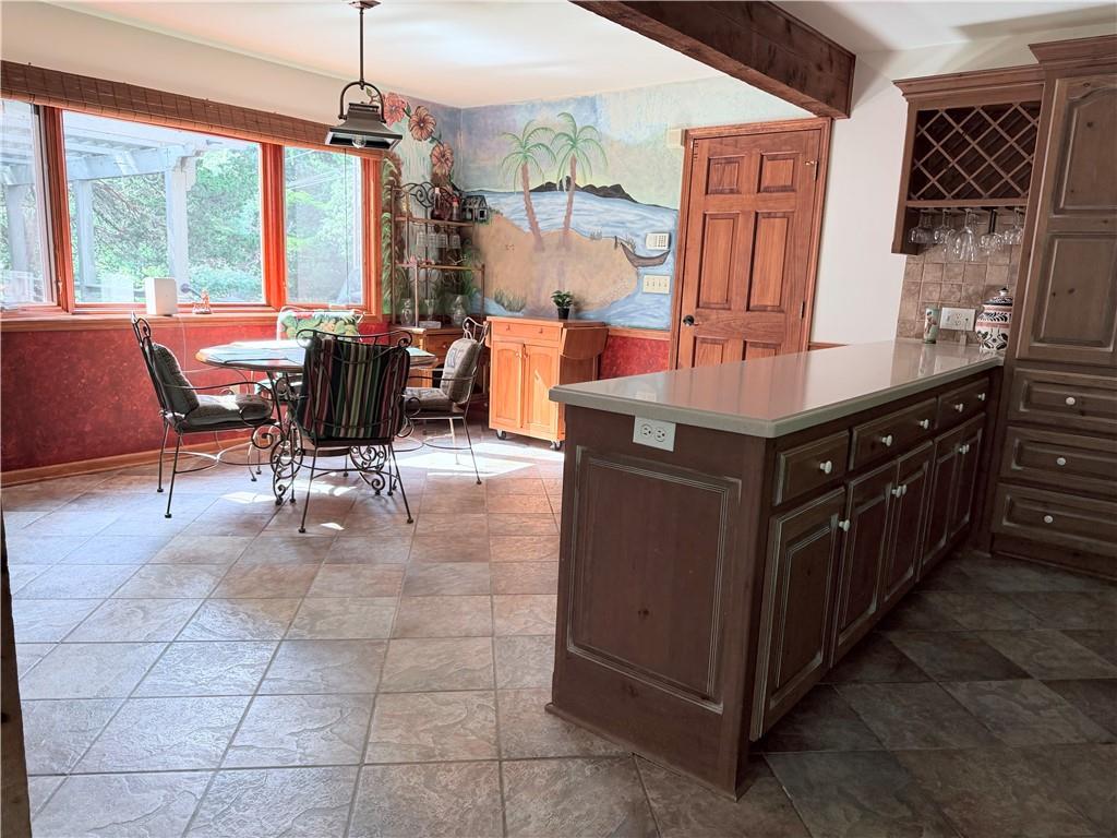 3907 Ne Beach Road Property Photo 37