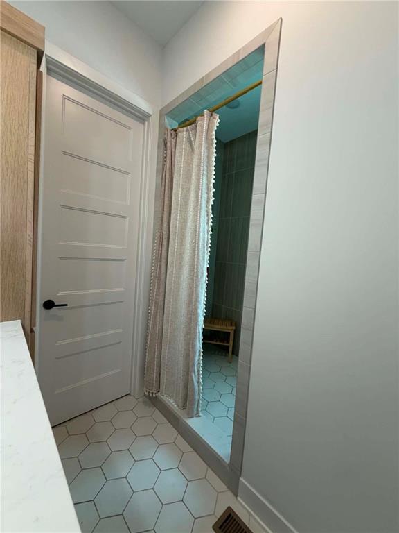 2 Se Woodview Rd N/a Property Photo 35