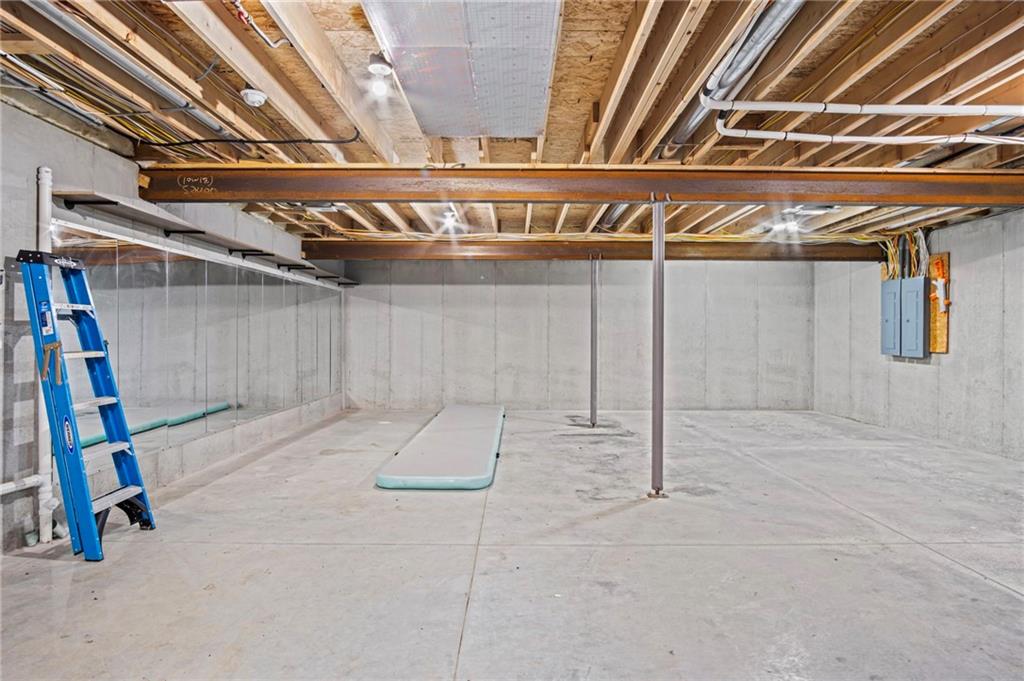 2 Se Woodview Rd N/a Property Photo 60