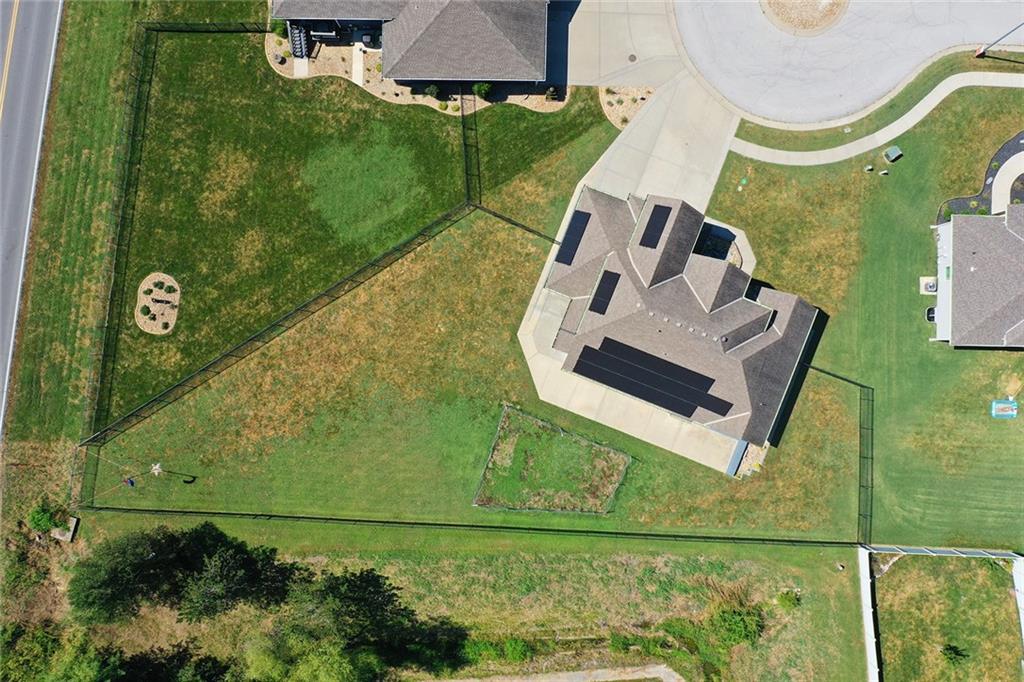 3221 S Mize Ridge Court Property Photo 8