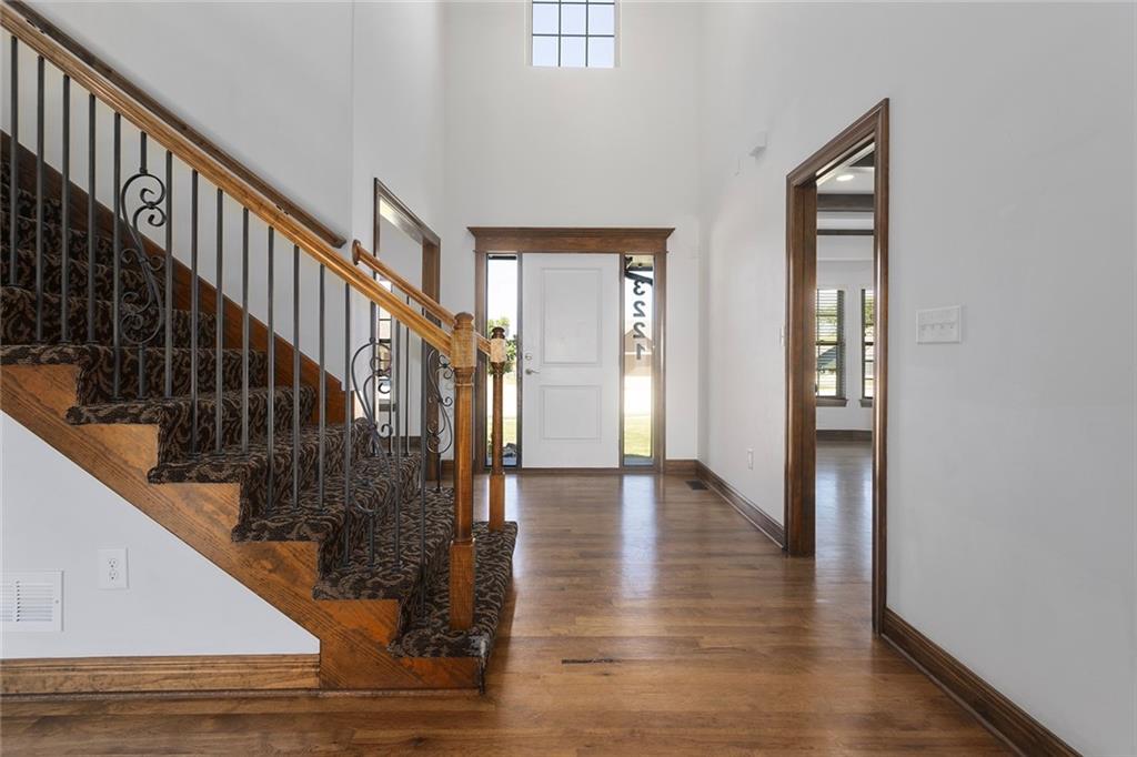 3221 S Mize Ridge Court Property Photo 10