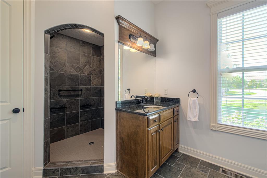 16877 S Bradley Drive Property Photo 25