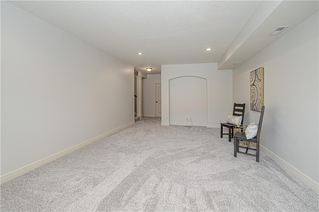 16877 S Bradley Drive Property Photo 29