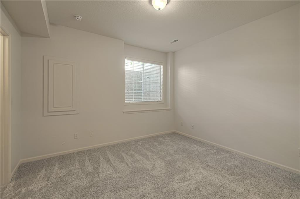 16877 S Bradley Drive Property Photo 33
