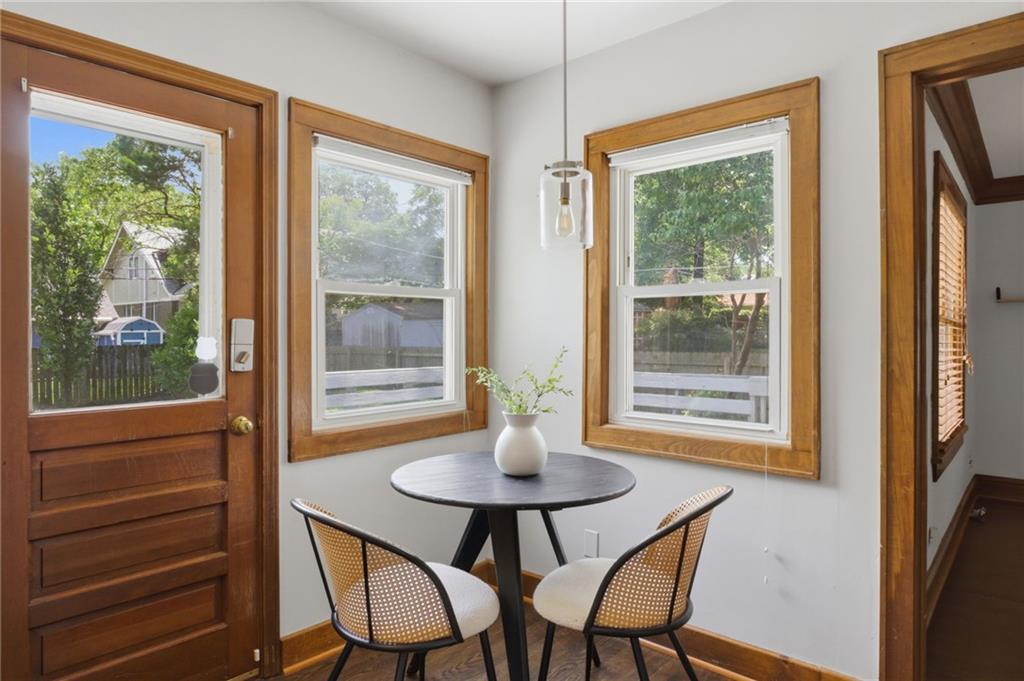 5811 Charlotte Street Property Photo 16