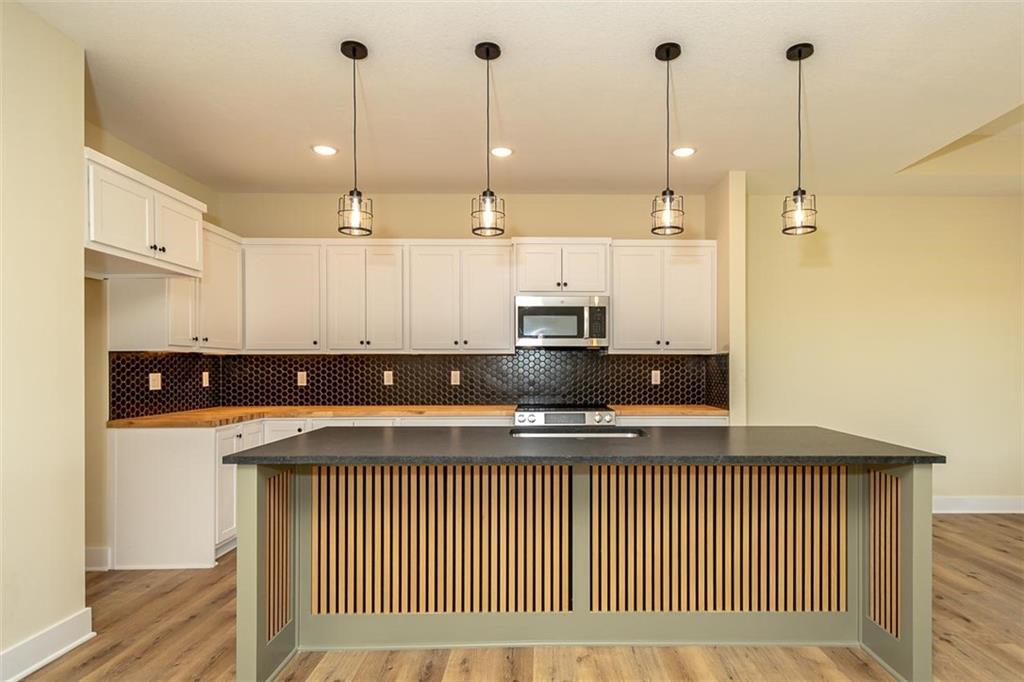 1018 Bluestem Circle Property Photo 11