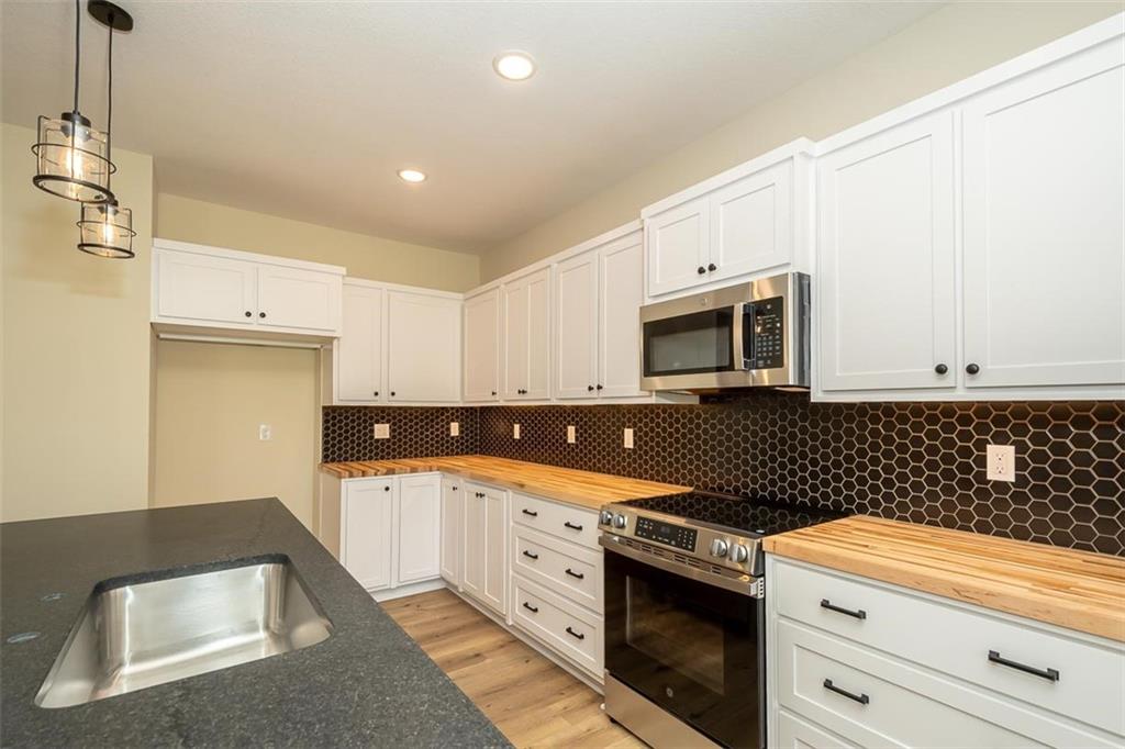 1018 Bluestem Circle Property Photo 13