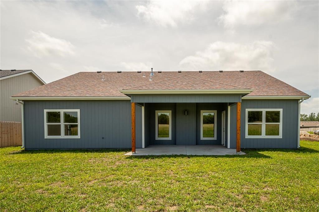 1018 Bluestem Circle Property Photo 41