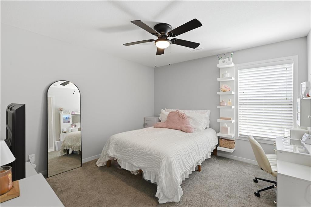 921 Foxglove Lane Property Photo 33