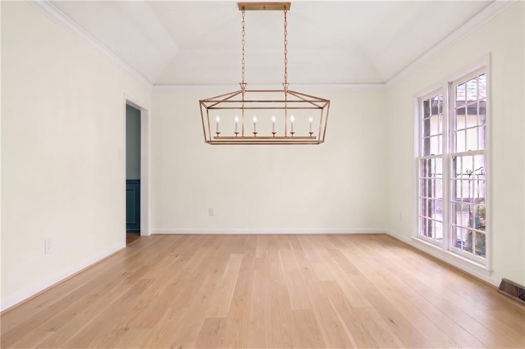 12820 Sagamore Road Property Photo 6