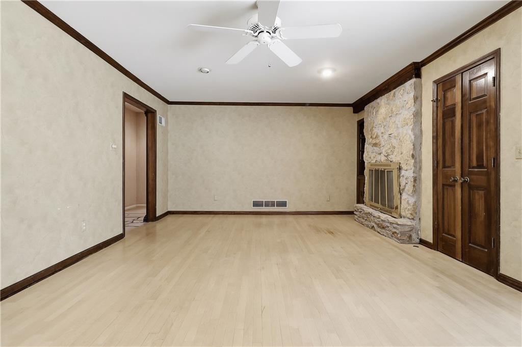 12820 Sagamore Road Property Photo 12
