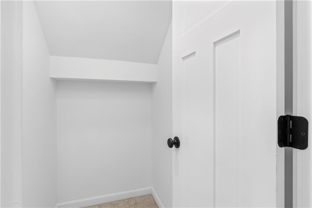 4904 N 126th Street Property Photo 34