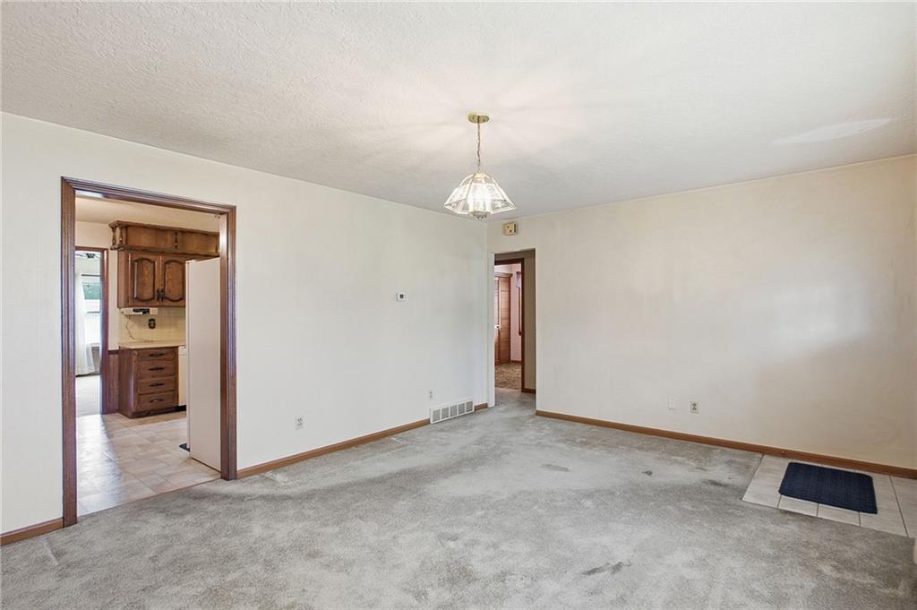 1209 Sw Eugene Street Property Photo 7