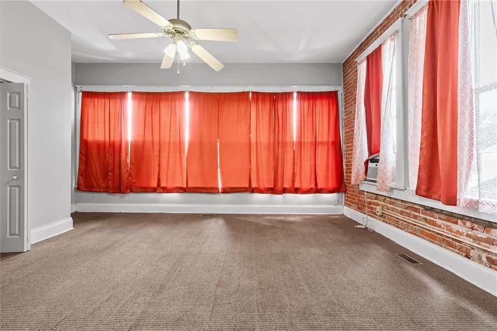 1421 Penn Street Property Photo 40