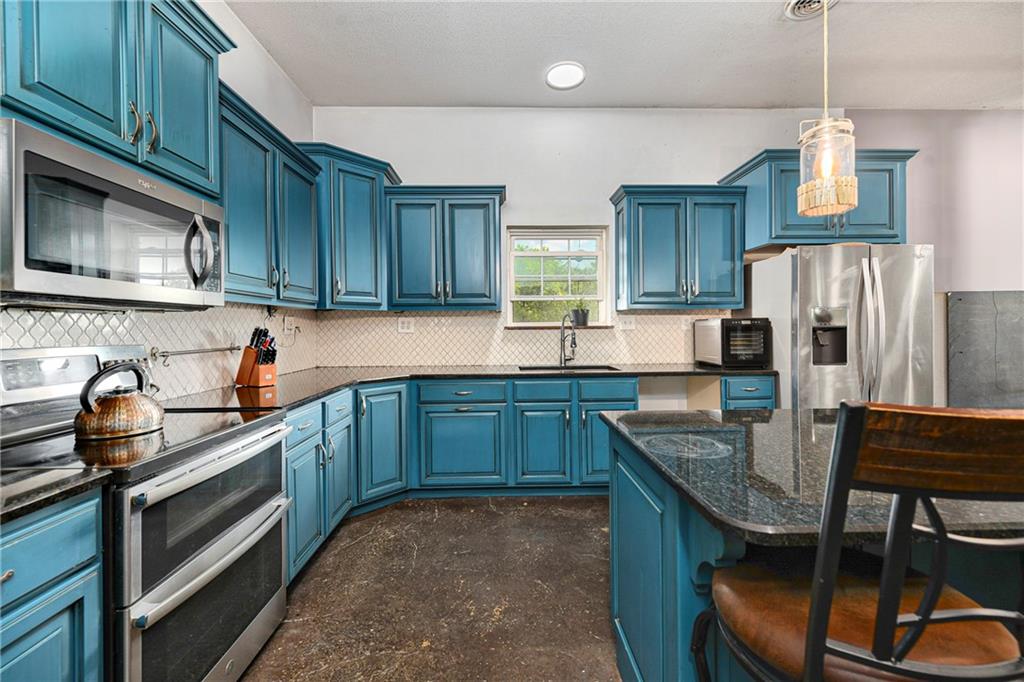 17487 Rogers Road Property Photo 6