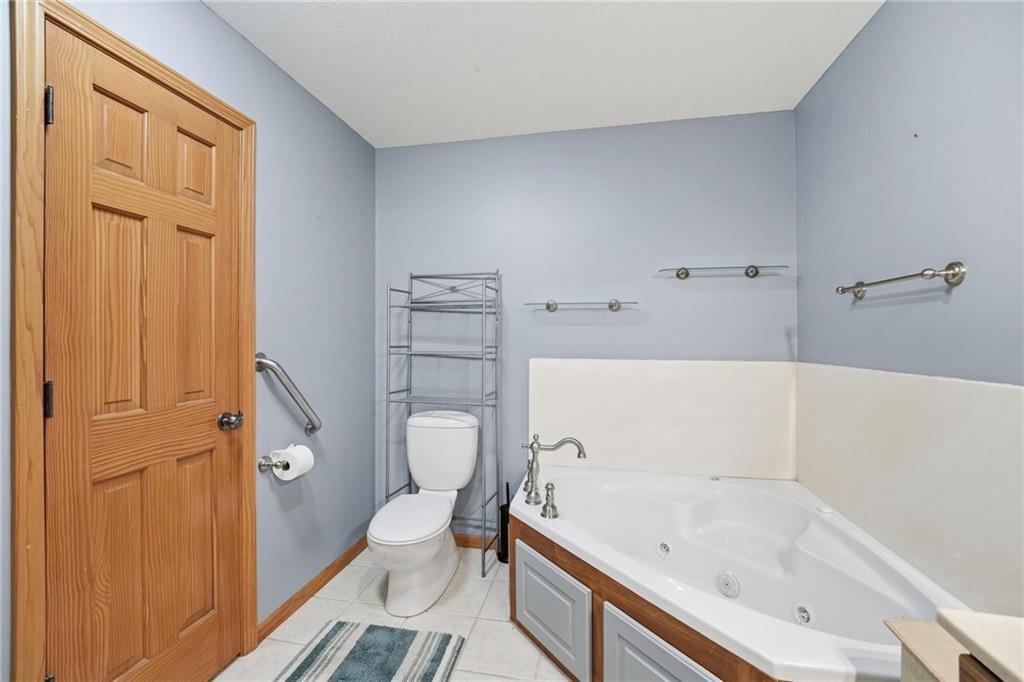 2171 Eisenhower Road Property Photo 33