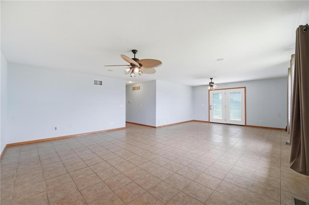 2171 Eisenhower Road Property Photo 39