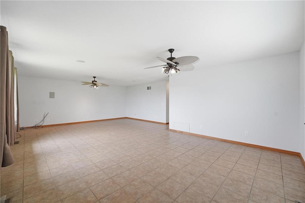 2171 Eisenhower Road Property Photo 42