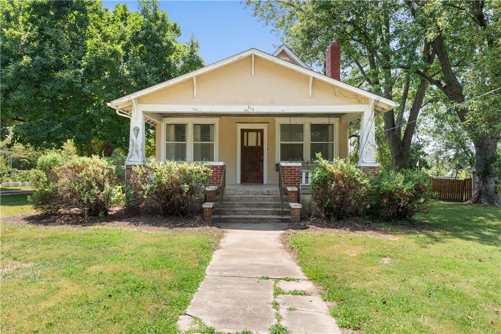 314 E Main Street Property Photo 1