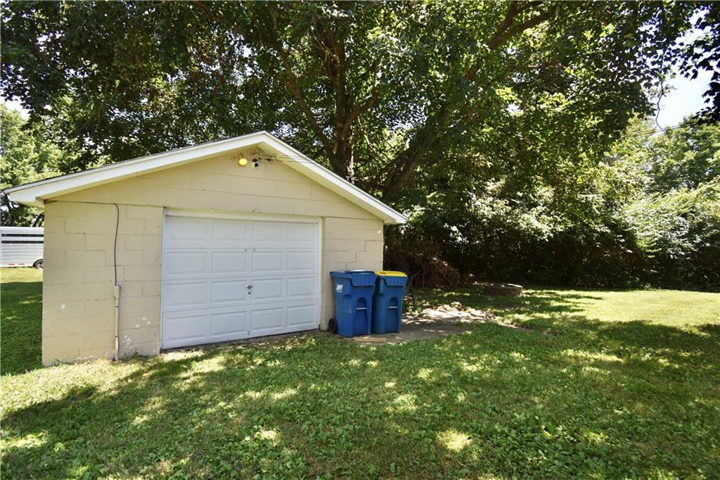3105 B Highway Property Photo 3