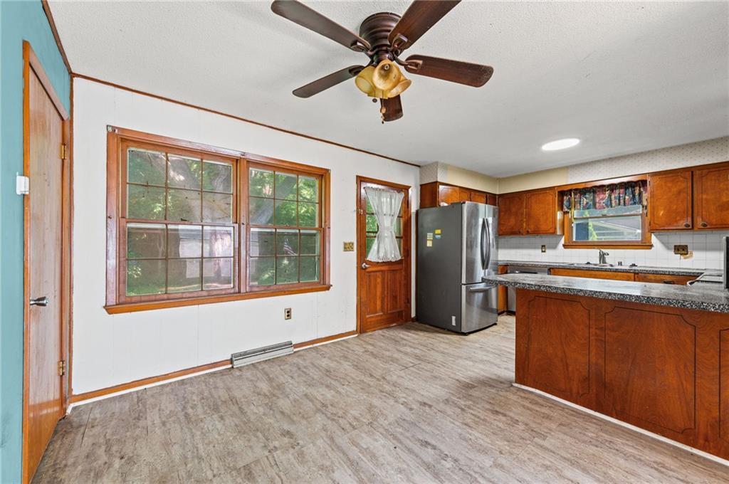 705 Cherry Street Property Photo 4