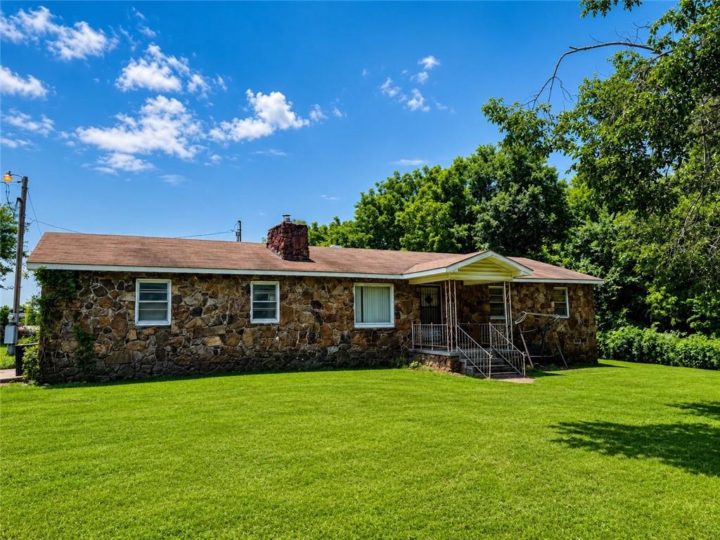 1210 Waters Road Property Photo 1