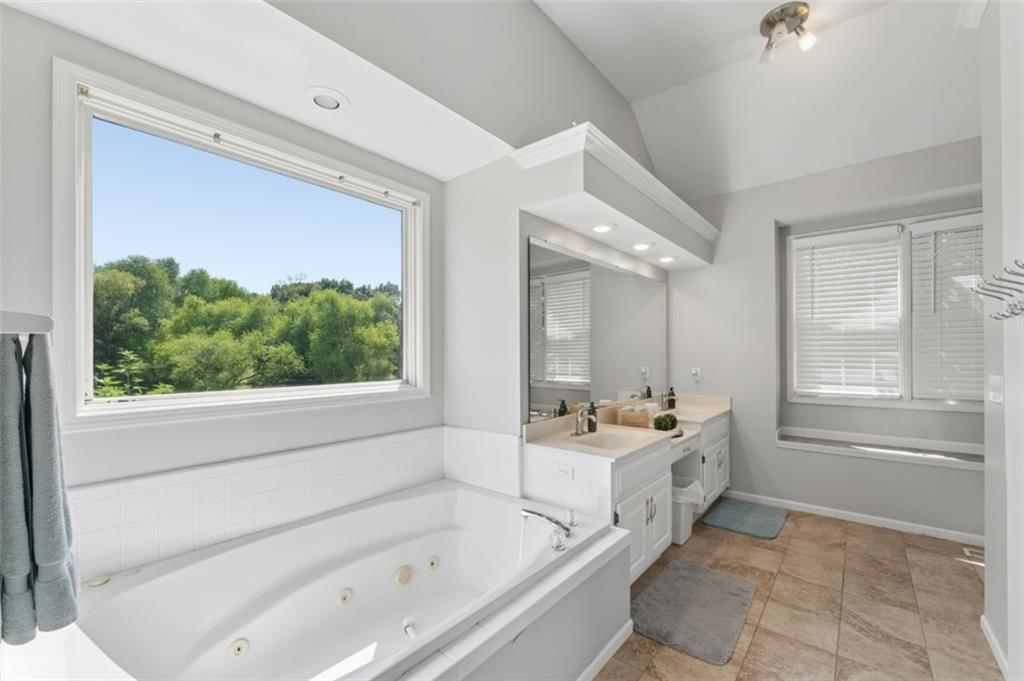 1005 Wesley Avenue Property Photo 31