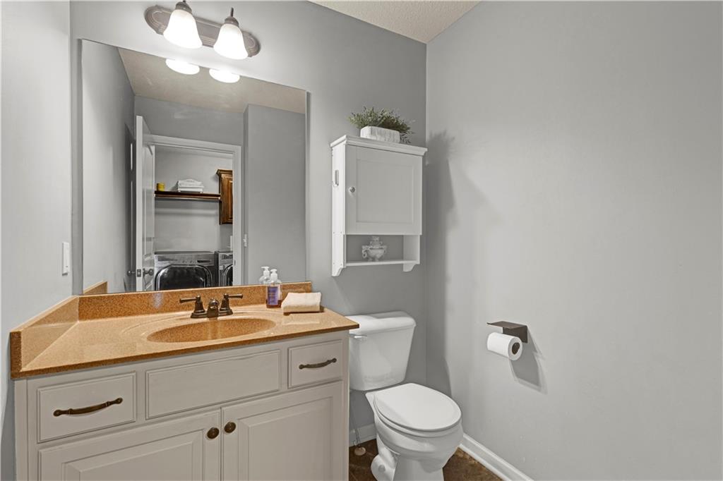 1409 Ne Jaclyn Drive Property Photo 11
