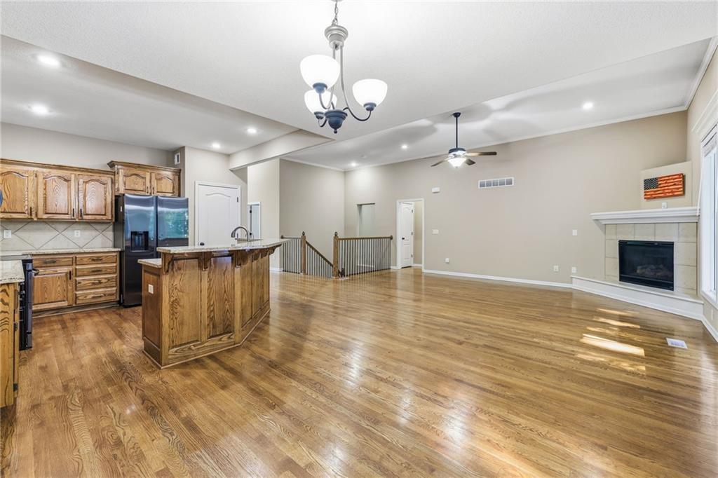 497 S 137th Place Property Photo 8