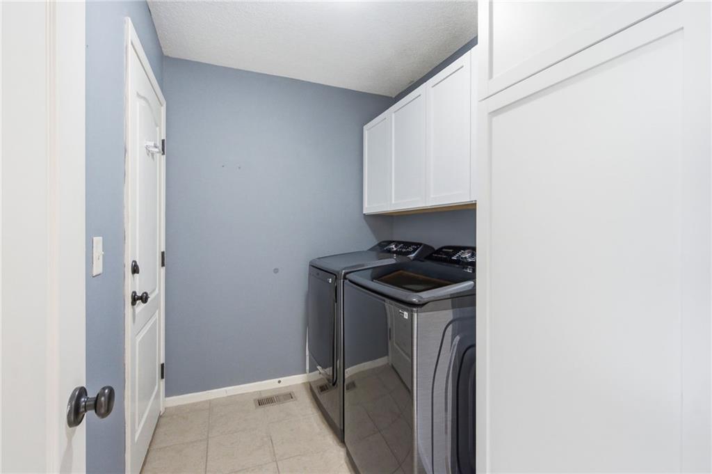 497 S 137th Place Property Photo 11