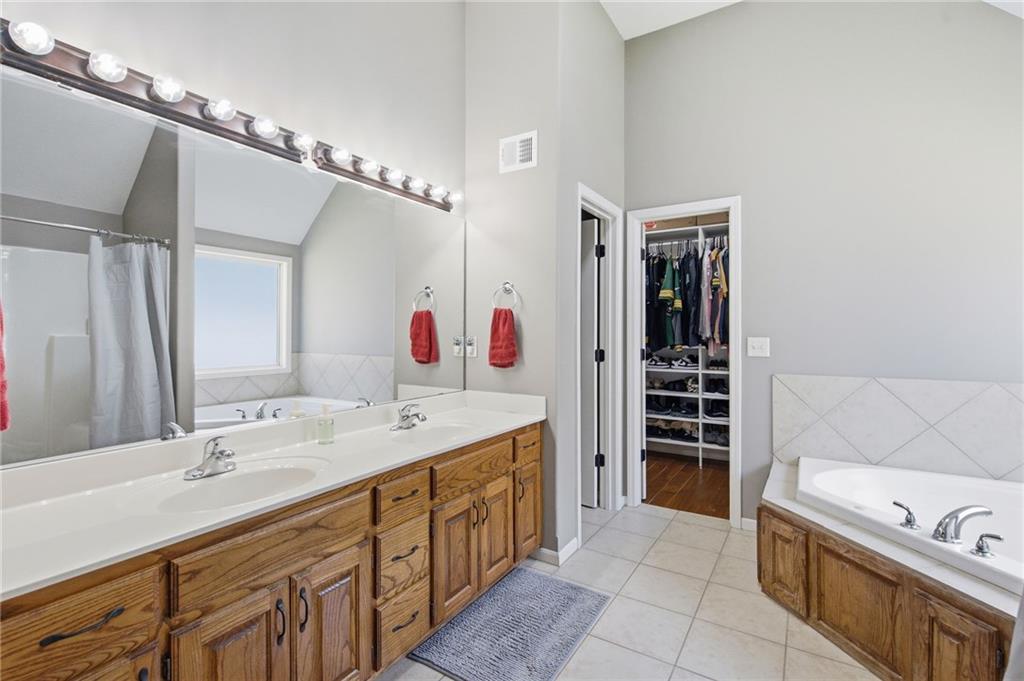 497 S 137th Place Property Photo 17