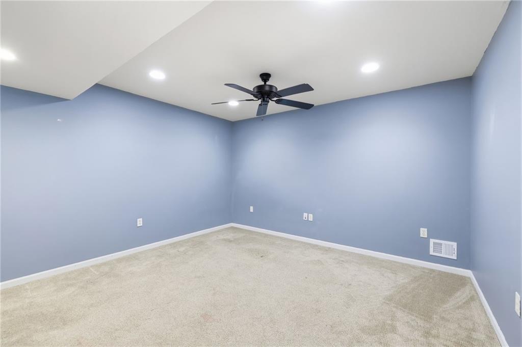 497 S 137th Place Property Photo 27