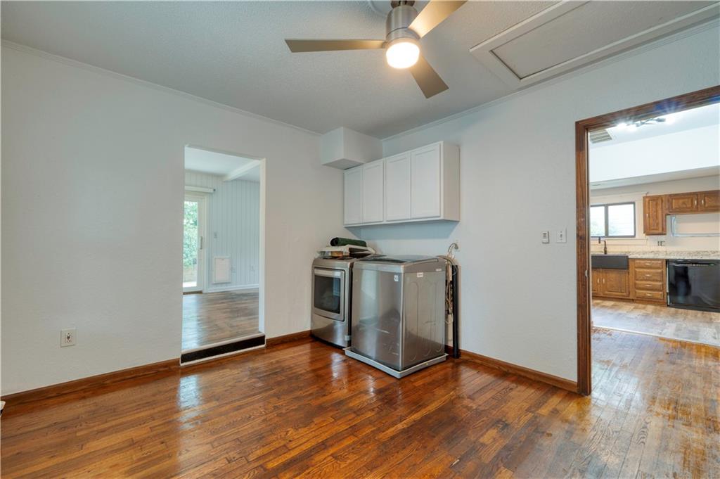 9226 Walnut Street Property Photo 14