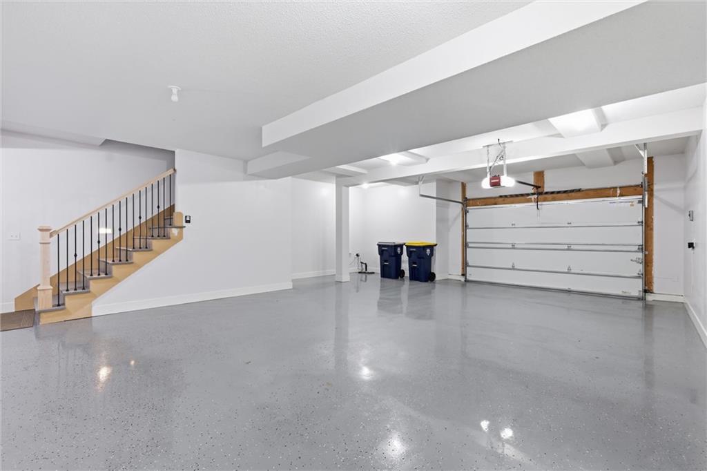 733 W 44th Terrace Property Photo 34