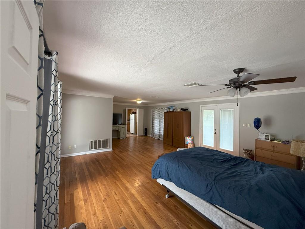2216 Country Club Drive Property Photo 15