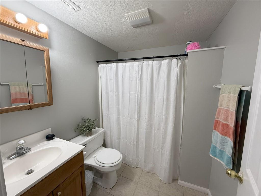 2216 Country Club Drive Property Photo 21