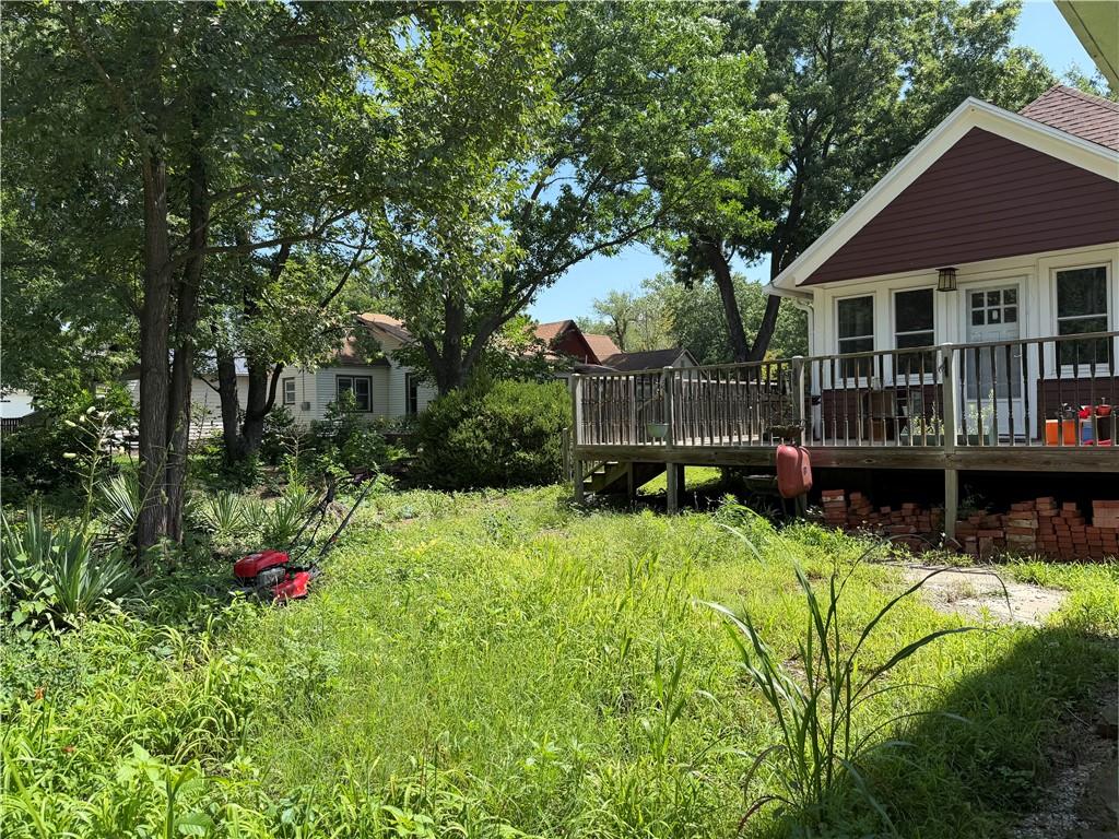 402 S Spring Street Property Photo 10