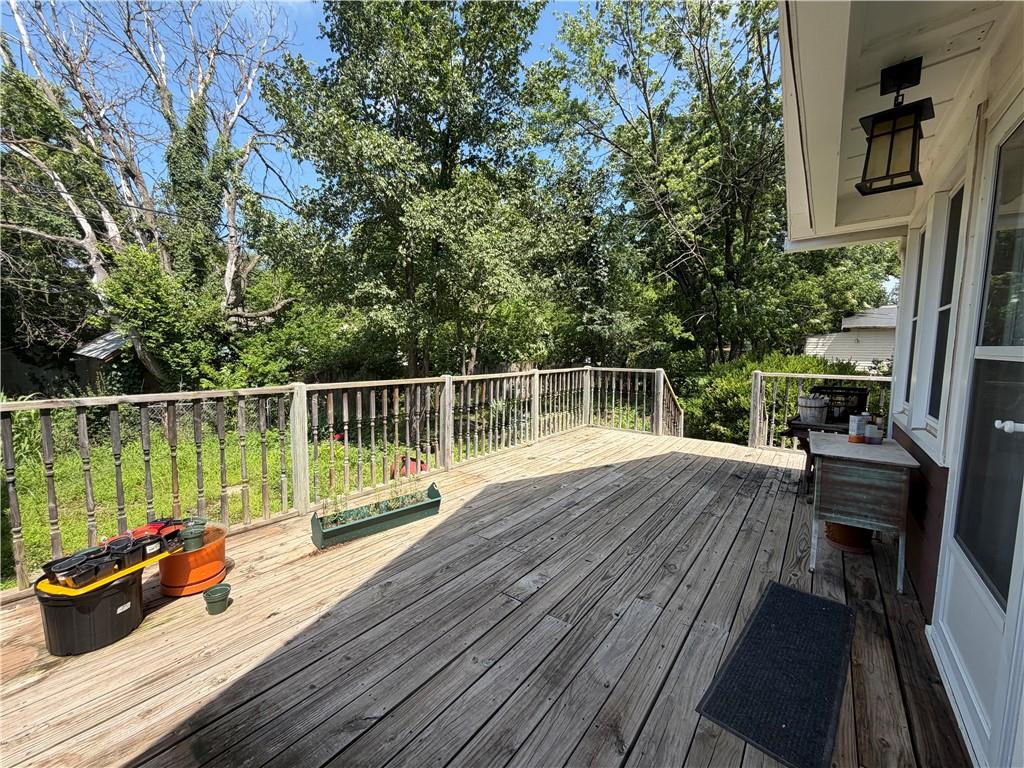 402 S Spring Street Property Photo 12