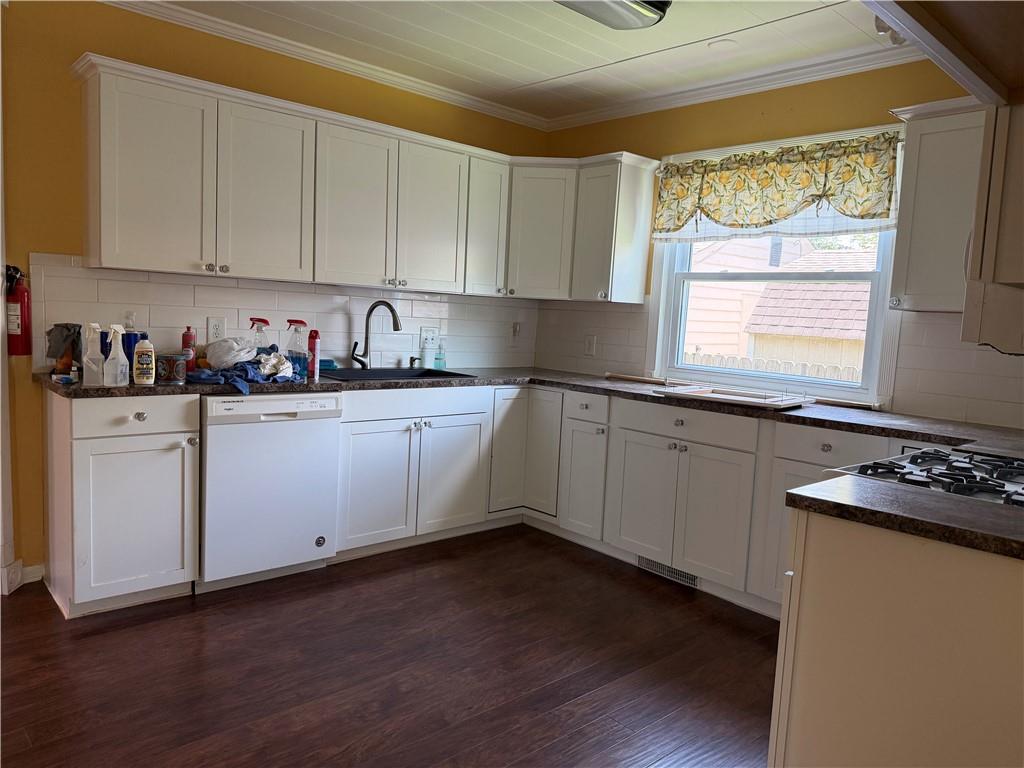 402 S Spring Street Property Photo 27