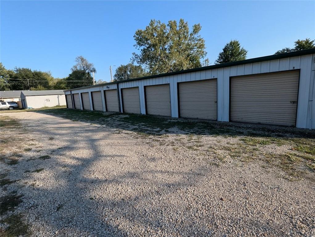 204 W 2 Highway Property Photo 2