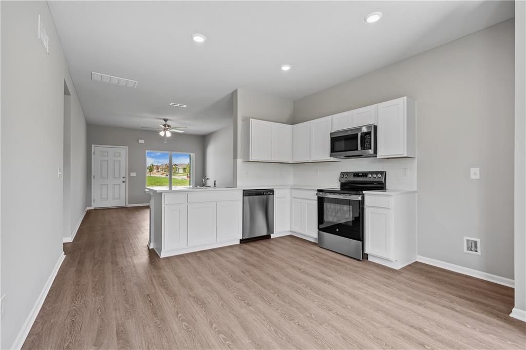19515 Lincoln Street Property Photo 8