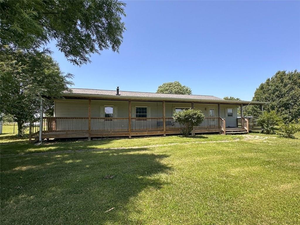 120 Nw W Highway Property Photo 9